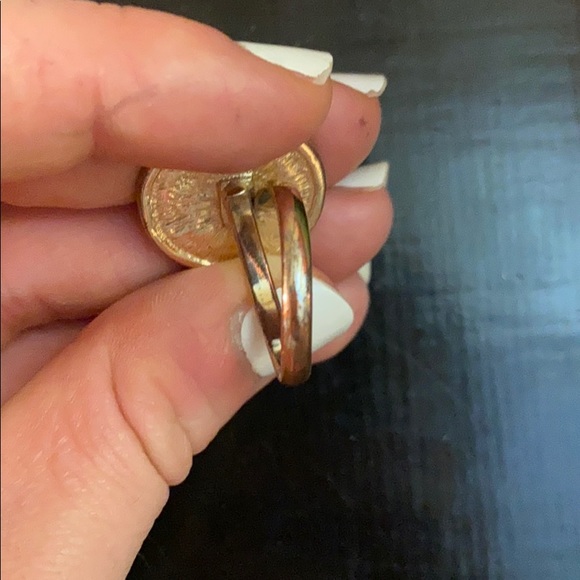 3/$13 black stylish adjustable ring - Picture 4 of 4